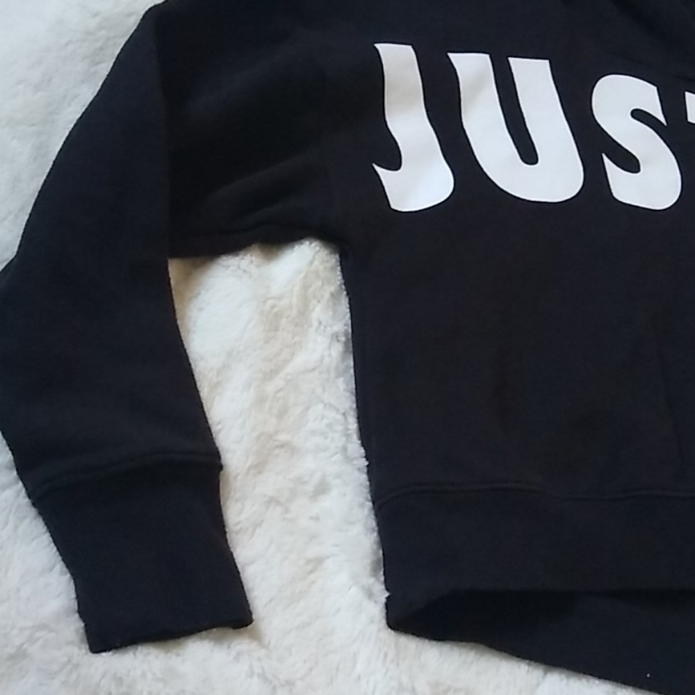 Sweatshirt - Picture 2 of 3